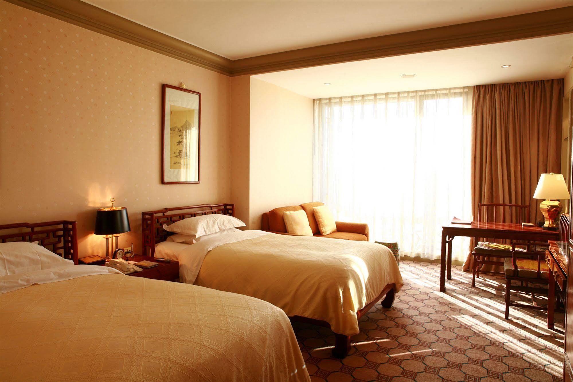 Grand Hotel Beijing Forbidden City Екстериор снимка