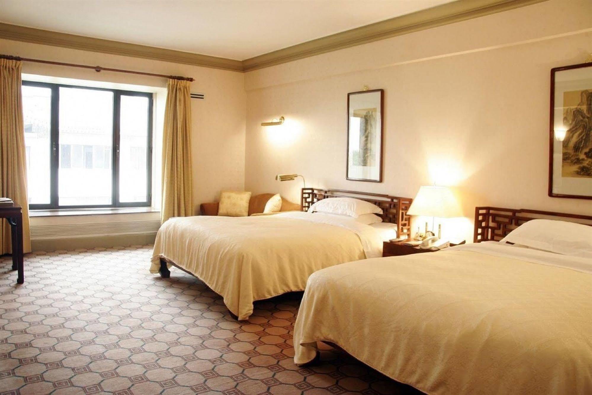 Grand Hotel Beijing Forbidden City Екстериор снимка